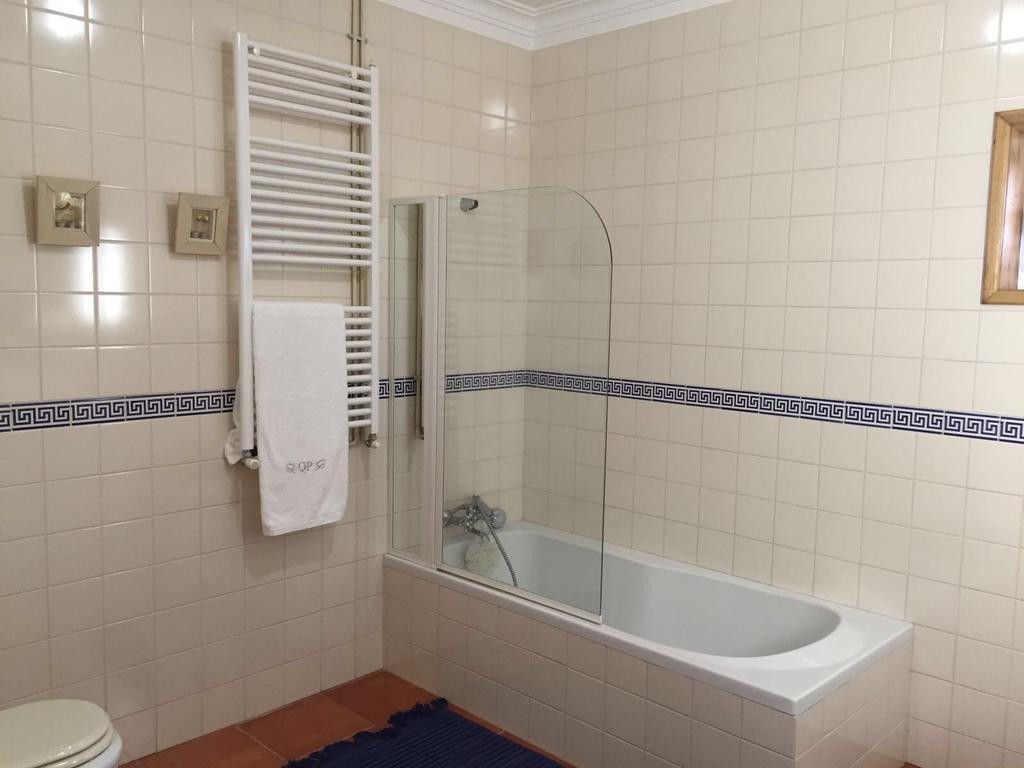 Quinta Do Pinheiral Villa Favoes