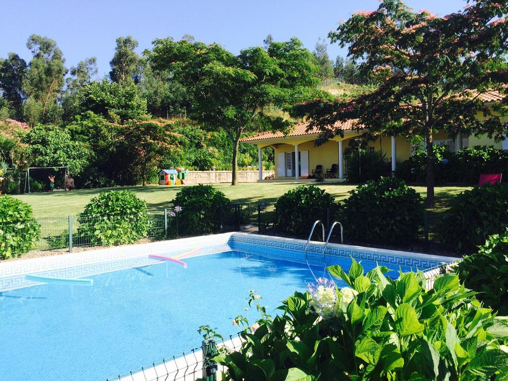 Quinta Do Pinheiral * Favoes